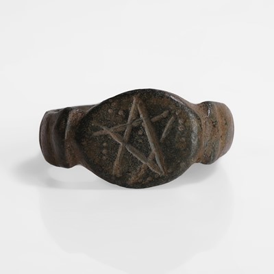 Lot 1 - A Dark Ages pentagram protection or magic ring