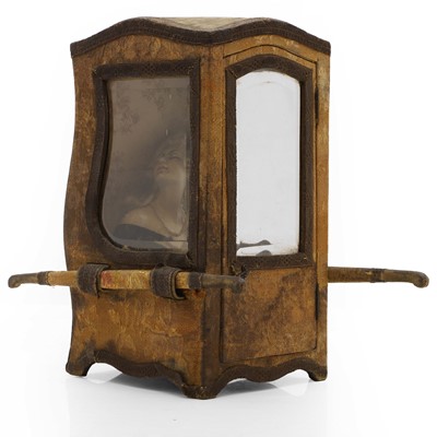 Lot 285 - A model of a sedan chair