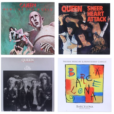 Lot 22 - Queen