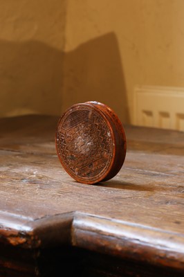 Lot 529 - A burr wood circular apothecary patch box