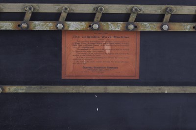 Lot 186 - A Columbia wave machine