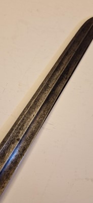 Lot 151 - A French cuirassier officers calvary sword