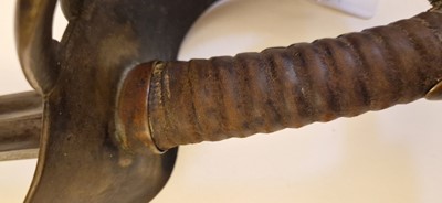 Lot 151 - A French cuirassier officers calvary sword