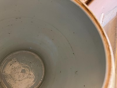 Lot 90 - An export porcelain baluster vase and cover