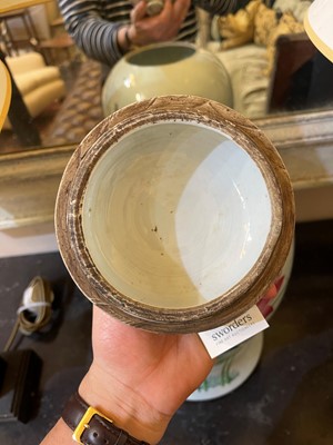 Lot 90 - An export porcelain baluster vase and cover