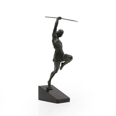 Lot 229 - A spelter figure 'Amazone Au Javelot'