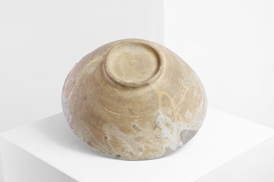 Lot 65 - A Nishapur-style pottery bowl