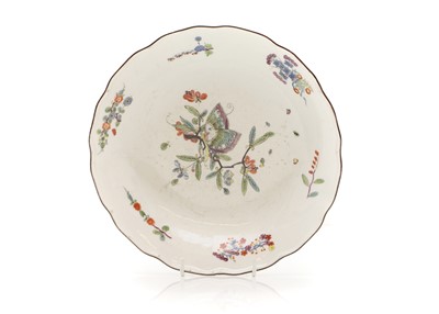 Lot 100 - A Meissen porcelain plate