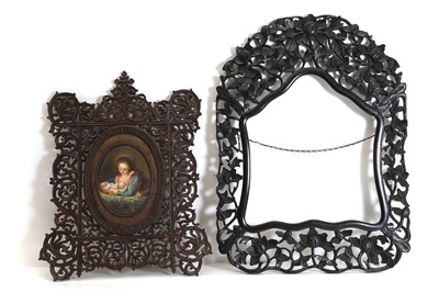 Lot 322 - A pierced and carved frame