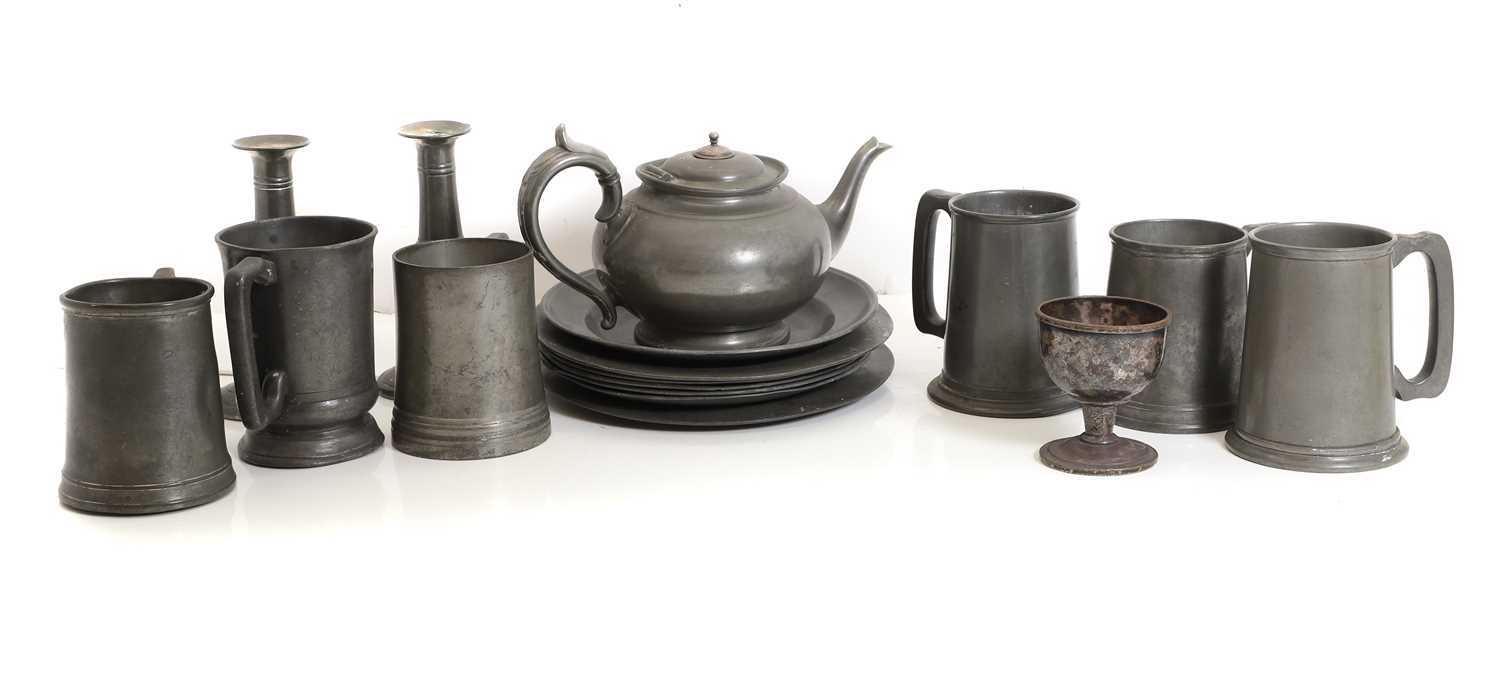 Lot 325 - A collection of pewter tableware,