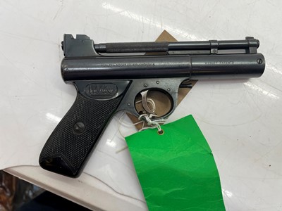 Lot 180 - A Webley MK1 air pistol