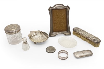 Lot 35 - A group of silver items