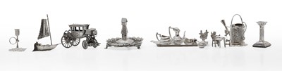 Lot 63 - A group of novelty silver items