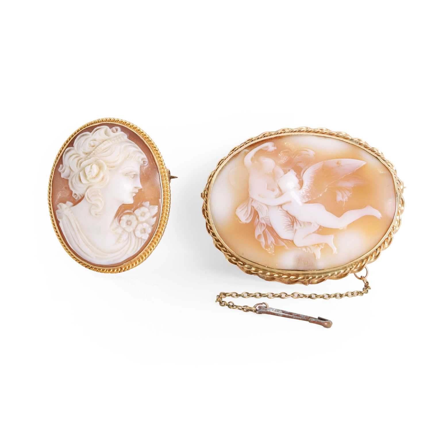 Lot 270 - A 9ct gold shell cameo brooch and a gilt metal shell cameo brooch