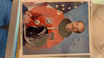 Lot 82 - A collection of photographs of astronauts