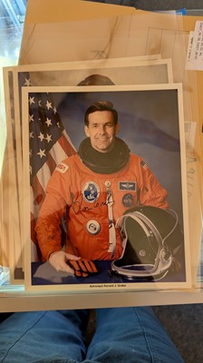 Lot 82 - A collection of photographs of astronauts