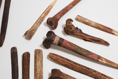 Lot 280 - A collection of cassowary bone objects