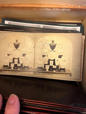 Lot 427 - A hand held wooden stereoscopic viewer