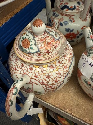 Lot 180 - A collection of Chinese and Japanese export teapots