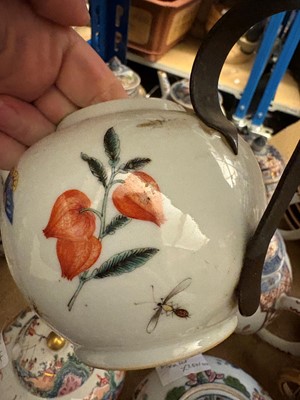 Lot 180 - A collection of Chinese and Japanese export teapots