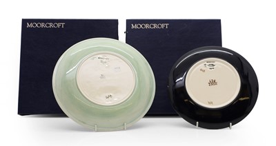 Lot 293 - A Moorcroft pottery 'Swan' pattern plate