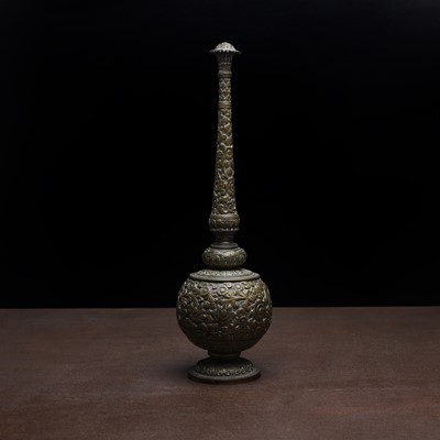 Lot 353 - An Indian bronze rosewater sprinkler