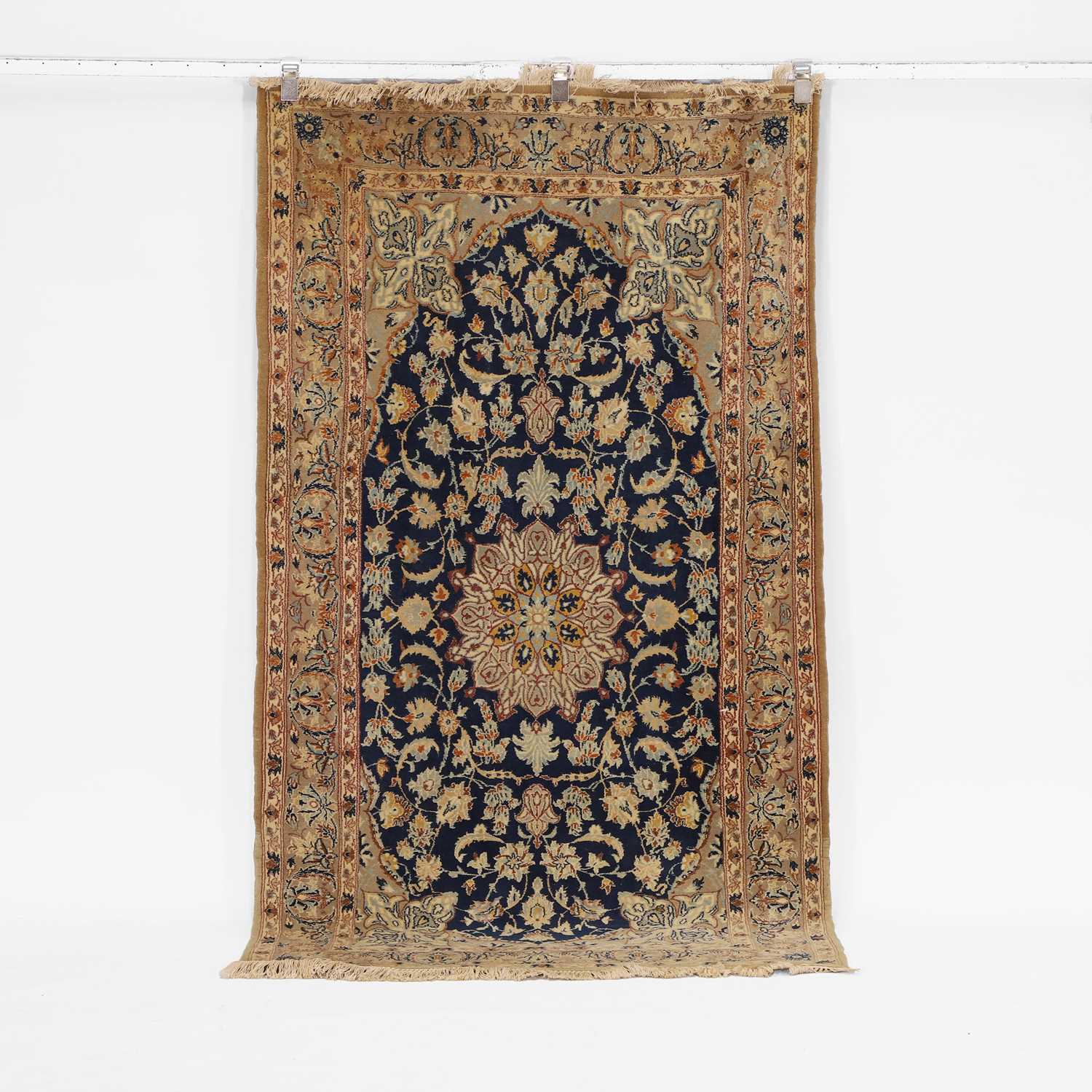 Lot 572 - A Nain rug