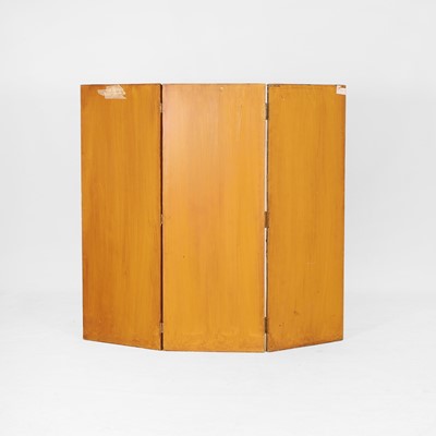 Lot 184 - A three-fold fire screen