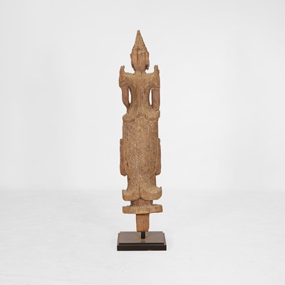 Lot 143 - A carved wooden bodhisattva