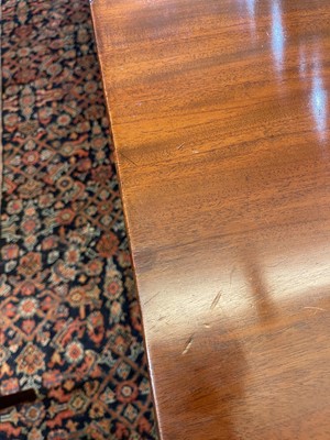 Lot 49 - A Regency mahogany extending dining table