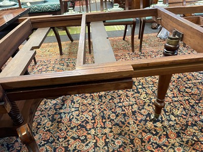 Lot 49 - A Regency mahogany extending dining table