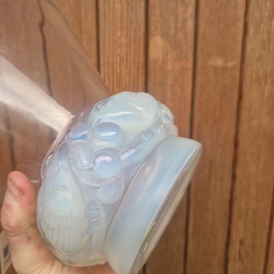 Lot 94 - René Lalique (French, 1860-1945)