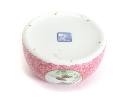 Lot 115 - A Chinese famille rose water pot