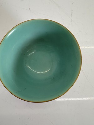 Lot 107 - A Chinese famille rose bowl