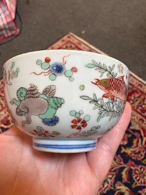 Lot 100 - A Chinese doucai tea bowl