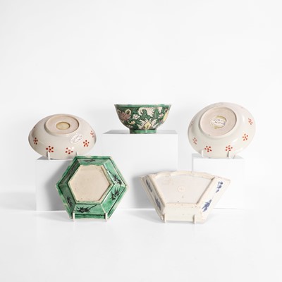 Lot 55 - A collection of Chinese famille verte