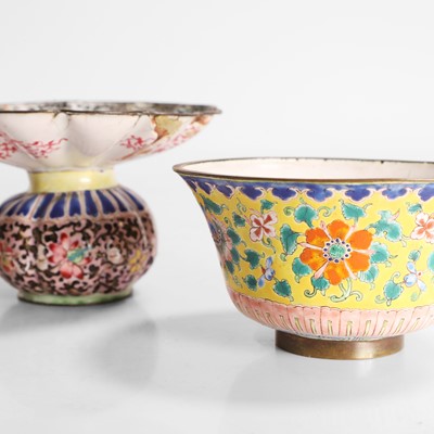 Lot 70 - Two Chinese painted enamel pieces