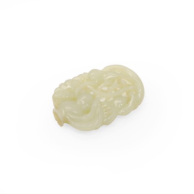 Lot 68 - A Chinese jade pendant