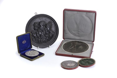 Lot 322 - A collection of medallions
