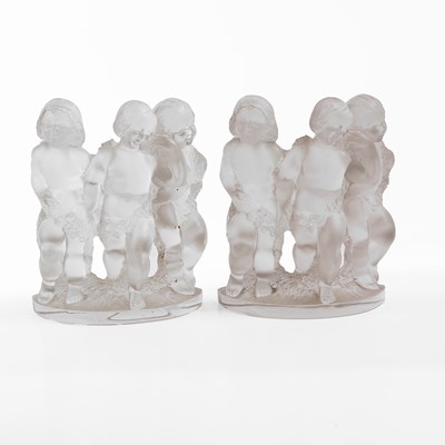 Lot 103 - A pair of Lalique 'Luxembourg' glass bookends