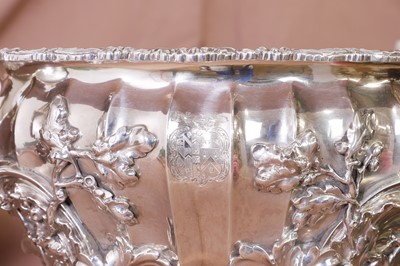 Lot 324 - A Victorian silver soufflé dish and liner