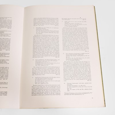 Lot 228 - Oriental Ceramics