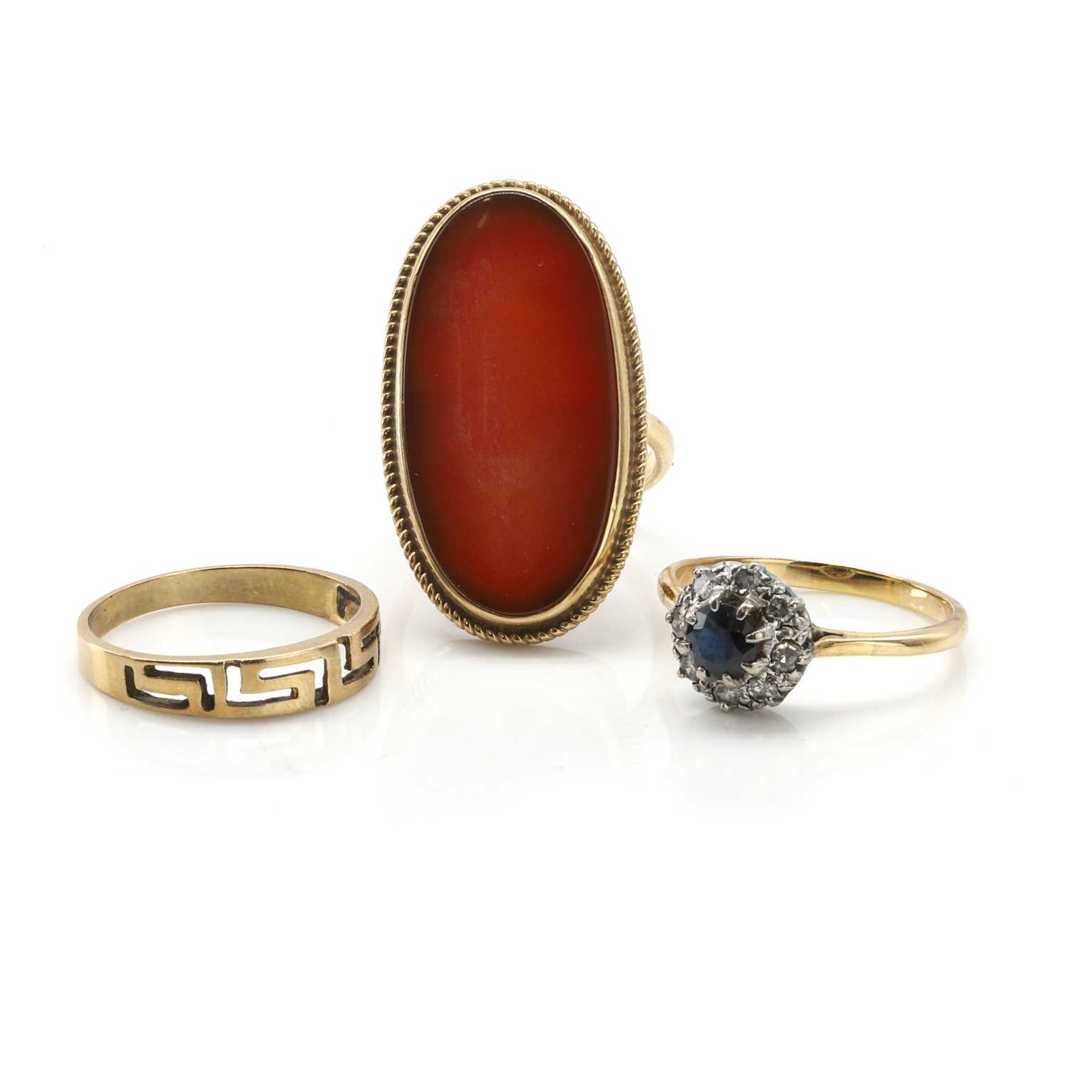 Lot 353 - A group of three gold rings
