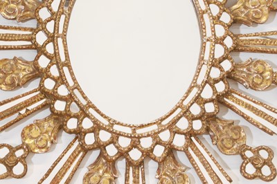 Lot 3 - A giltwood and gesso starburst mirror