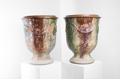 Lot 565 - A pair of large Boisset Anduze terracotta pots