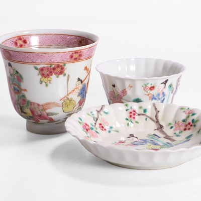 Lot 516 - A Chinese famille rose cup and saucer