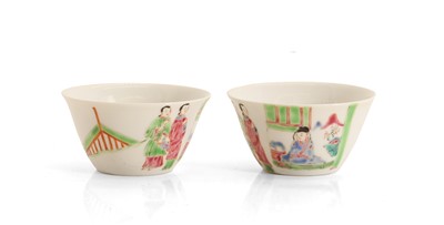 Lot 97 - A pair of Chinese famille rose teacups