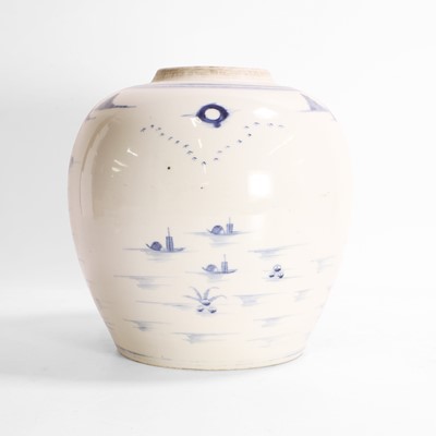 Lot 178 - A Chinese blue and white jar