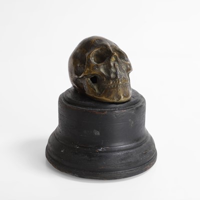 Lot 285 - A bronze human skull