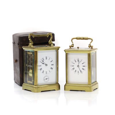 Lot 201 - A Victorian brass gong strike carriage clock